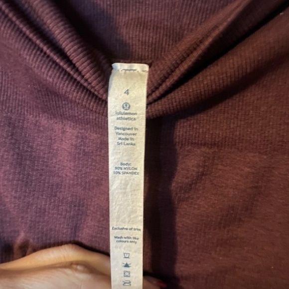 EUC Lululemon In The Flow Crop II Womens Small Heathered Bordeaux Drama Leggings - Picture 4 of 4